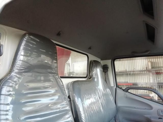 HINO DUTRO 2018 Image 31