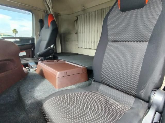 HINO PROFIA 2018 Image 31