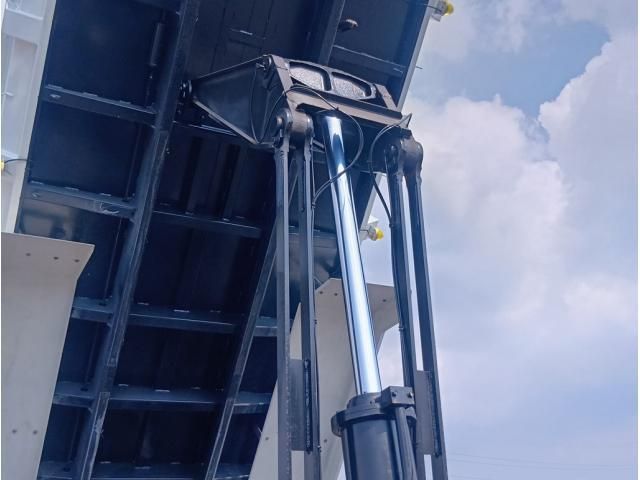 ISUZU GIGA 2023 Image 31