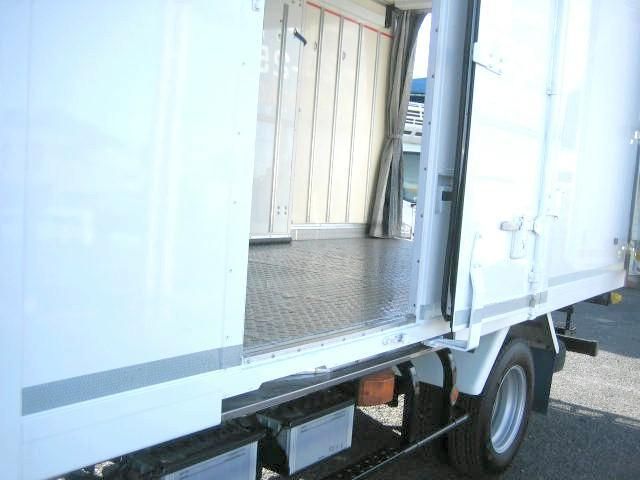 ISUZU ELF 2019 Image 31