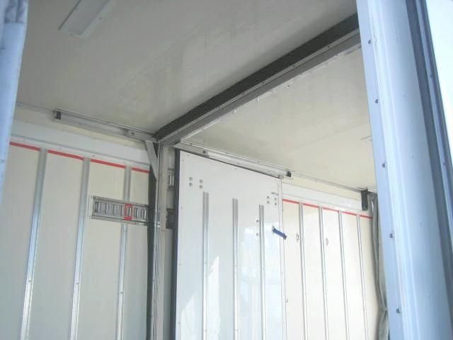 ISUZU ELF 2019 Image 31