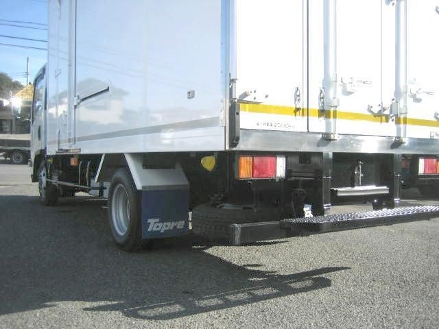 ISUZU ELF 2019 Image 31