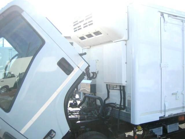 ISUZU ELF 2019 Image 31