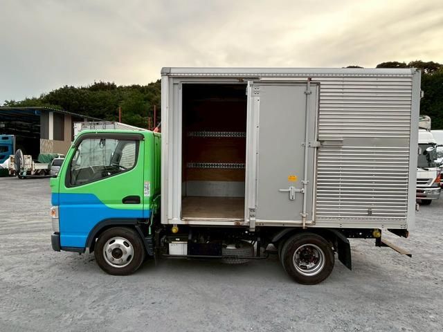MITSUBISHI CANTER 2017 Image 31