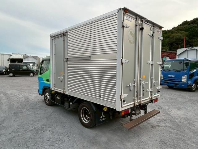 MITSUBISHI CANTER 2017 Image 31