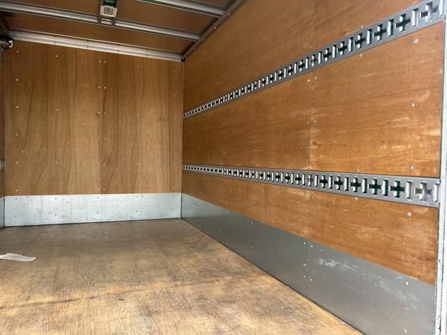 MITSUBISHI CANTER 2017 Image 31