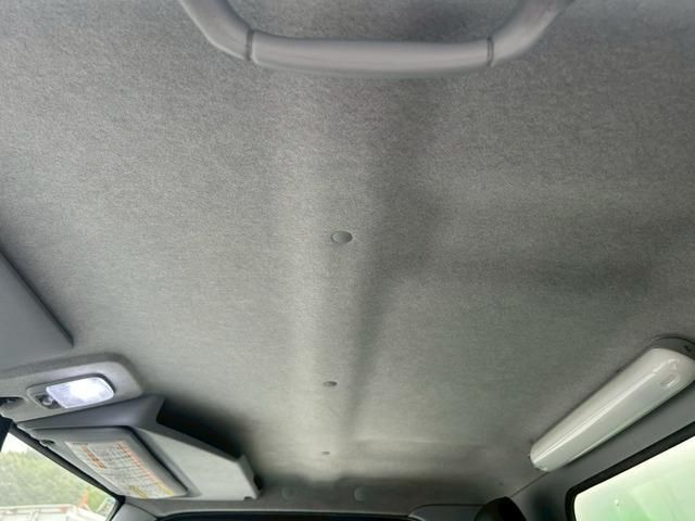 MITSUBISHI CANTER 2017 Image 31