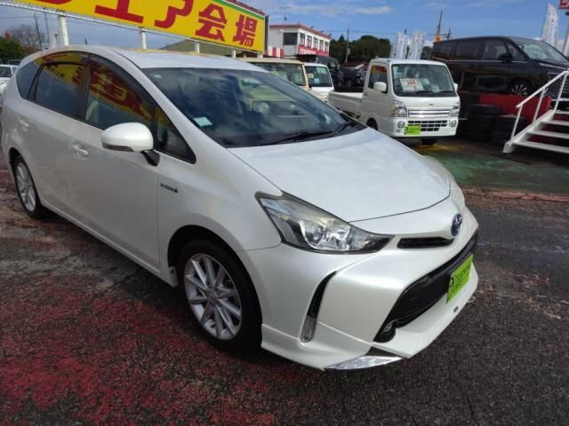 TOYOTA PRIUS ALPHA 2015 Image 31