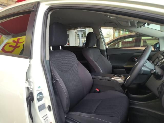 TOYOTA PRIUS ALPHA 2015 Image 31