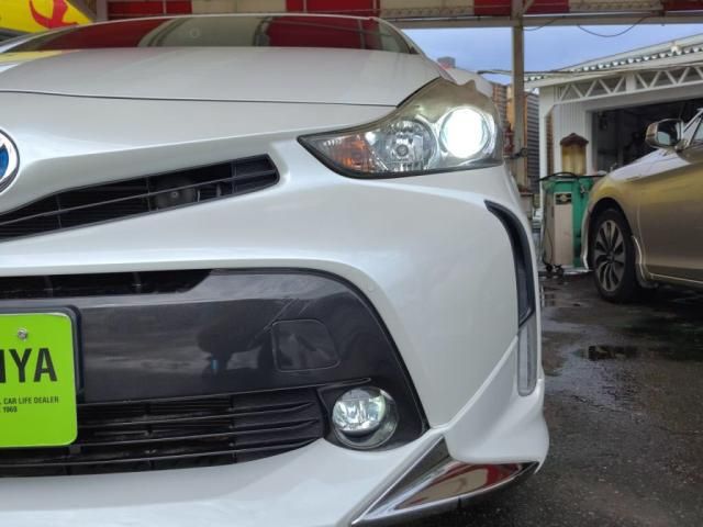 TOYOTA PRIUS ALPHA 2015 Image 31