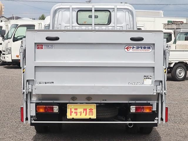 TOYOTA DYNA 2016 Image 31