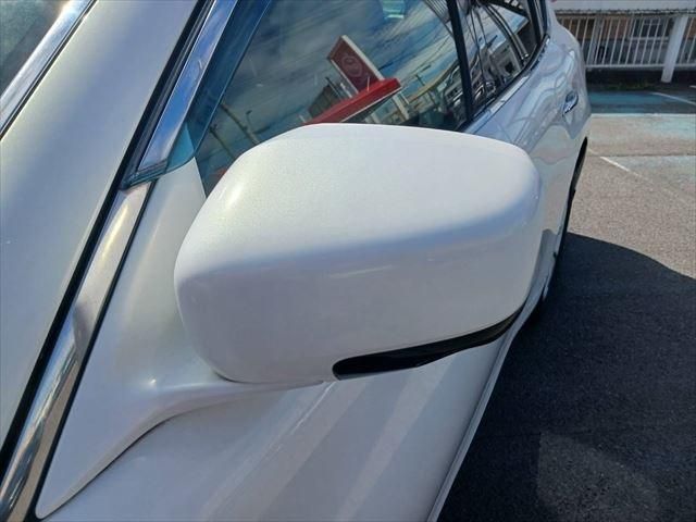 NISSAN FUGA 2011 Image 31