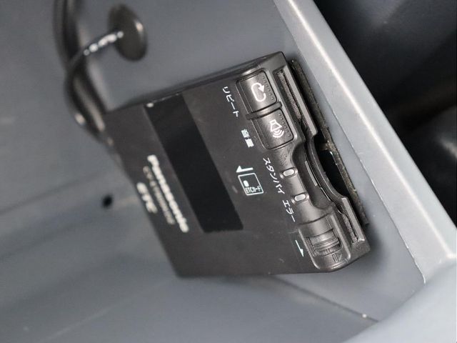 TOYOTA LANDCRUISER VAN 2015 Image 31