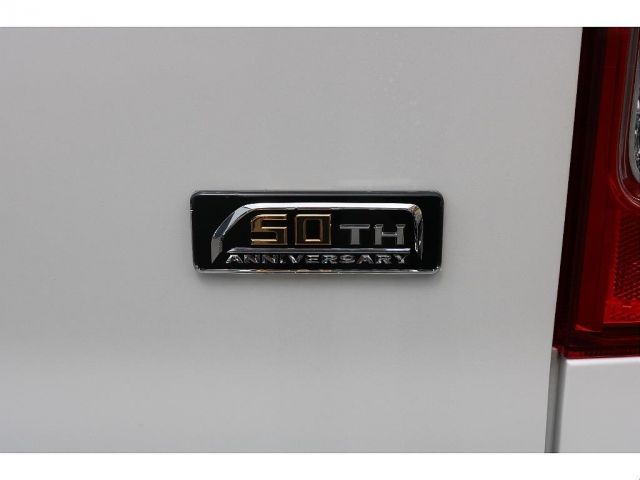 TOYOTA HIACE VAN 4WD 2019 Image 31