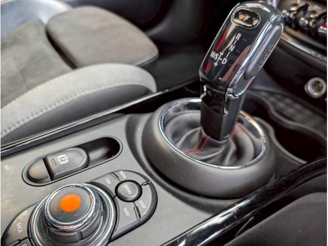 BMW MINI CLUBMAN 2020 Image 31