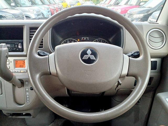 MITSUBISHI TOWNBOX 2015 Image 31