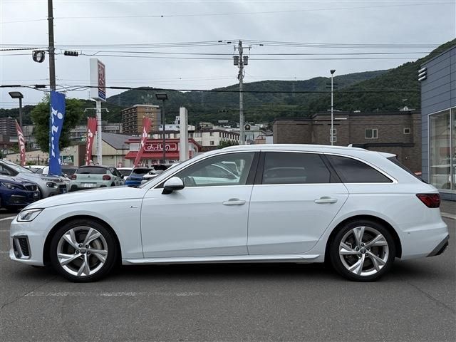 AUDI A4 AVANT 2020 Image 31