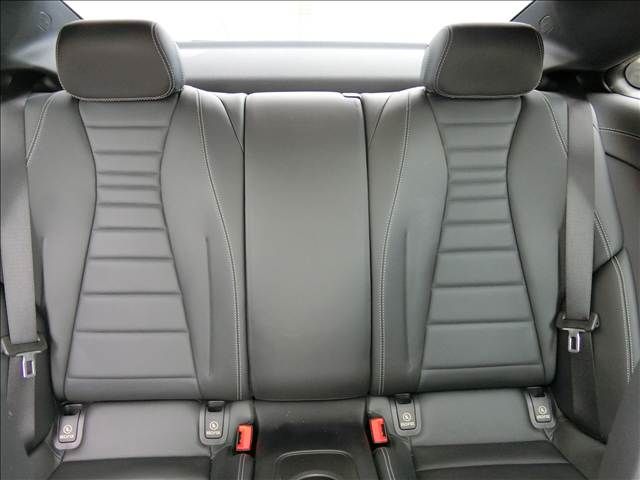 MERCEDES BENZ E CLAS 2017 Image 31