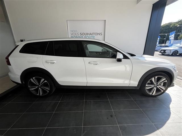 VOLVO V60 CROSS COUN 2020 Image 31