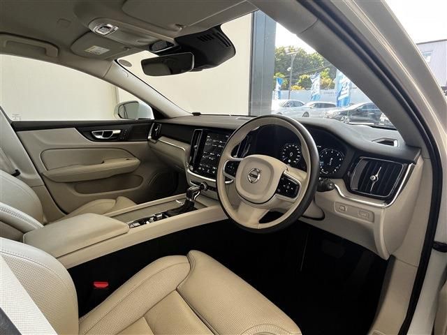 VOLVO V60 CROSS COUN 2020 Image 31