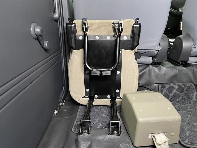 DAIHATSU HIJET CARGO 2012 Image 31