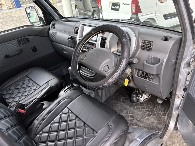 DAIHATSU HIJET TRUCK 4WD 2012 Image 31