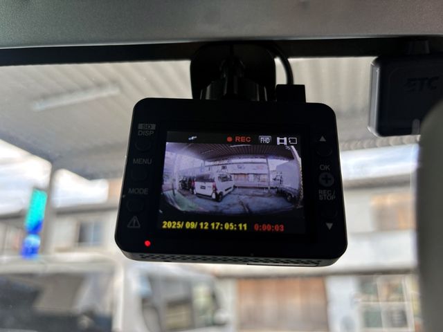 DAIHATSU HIJET TRUCK 4WD 2012 Image 31