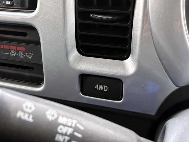 DAIHATSU HIJET TRUCK 4WD 2012 Image 31