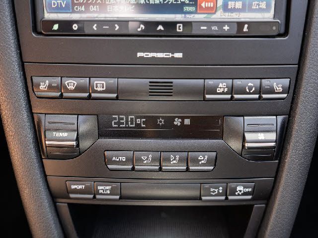 PORSCHE BOXSTER S 2012 Image 31