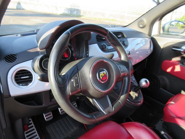 FIAT ABARTH 500 2010 Image 31
