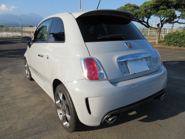 FIAT ABARTH 500 2010 Image 31