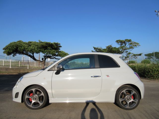 FIAT ABARTH 500 2010 Image 31
