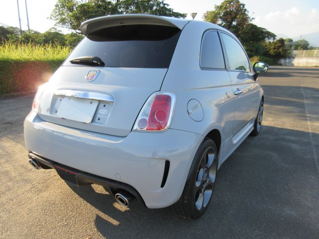 FIAT ABARTH 500 2010 Image 31