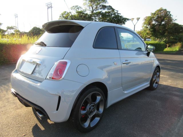 FIAT ABARTH 500 2010 Image 31
