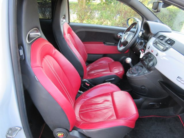 FIAT ABARTH 500 2010 Image 31
