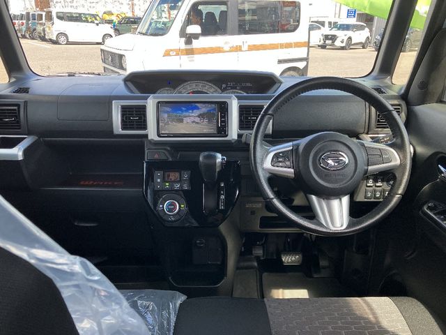 DAIHATSU WAKE 2017 Image 31
