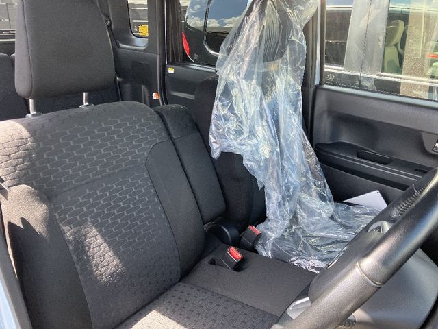 DAIHATSU WAKE 2017 Image 31