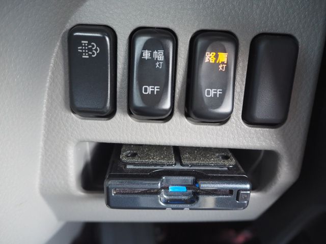 MITSUBISHI CANTER 2020 Image 31