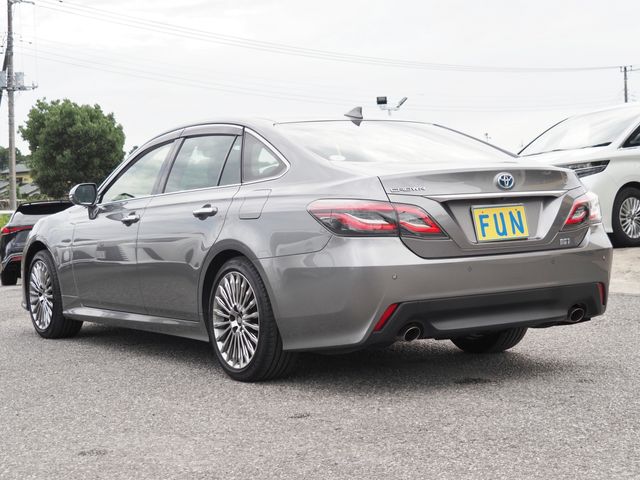 TOYOTA CROWN SEDAN HYBRID 2021 Image 31