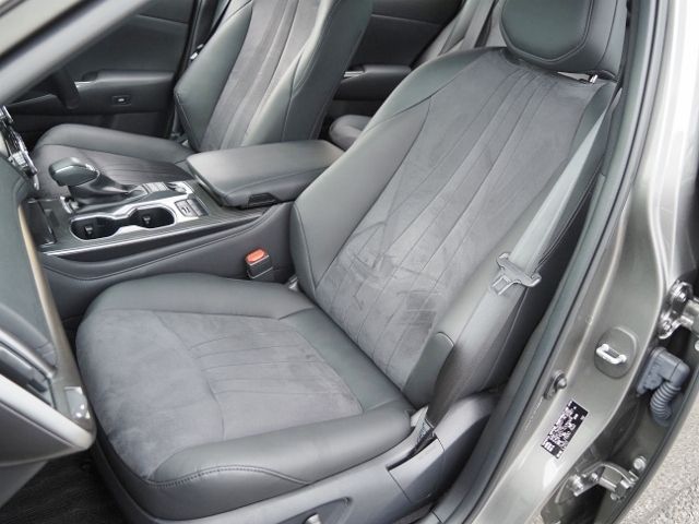 TOYOTA CROWN SEDAN HYBRID 2021 Image 31