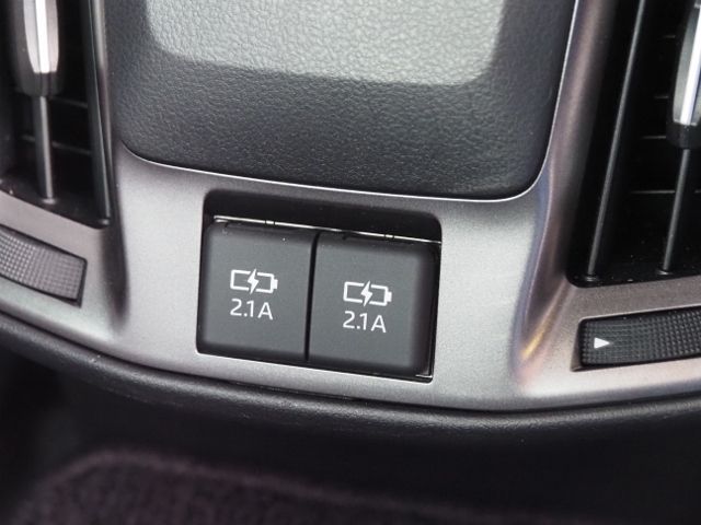 TOYOTA CROWN SEDAN HYBRID 2021 Image 31