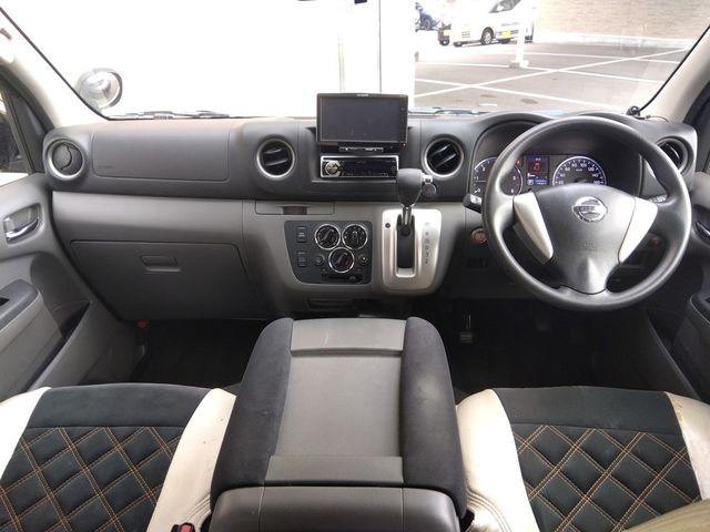 NISSAN NV350 CARAVAN 4WD 2013 Image 31
