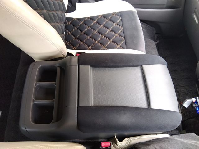 NISSAN NV350 CARAVAN 4WD 2013 Image 31