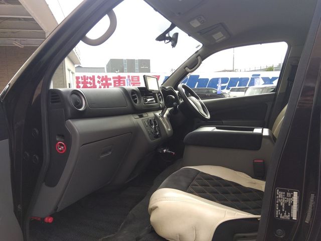 NISSAN NV350 CARAVAN 4WD 2013 Image 31