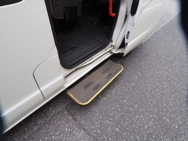 NISSAN NV200 VANETTE VAN 2012 Image 31