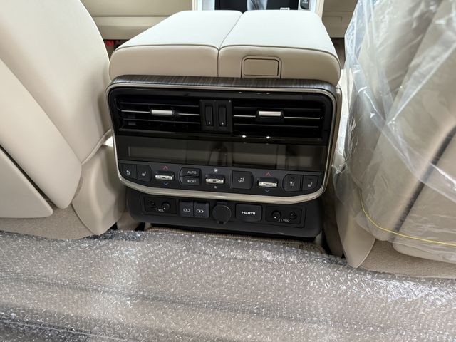 TOYOTA LANDCRUISER WAGON 2024 Image 31