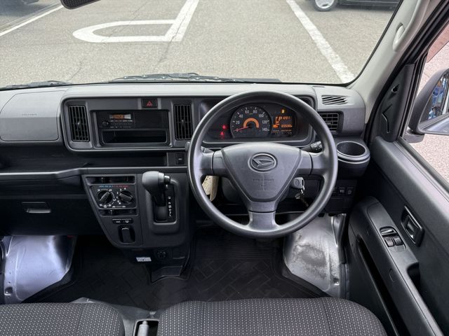 DAIHATSU HIJET CARGO 4WD 2020 Image 31