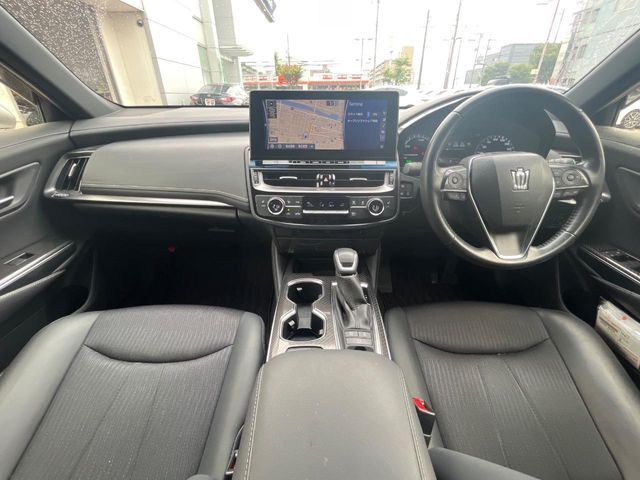 TOYOTA CROWN SEDAN HYBRID 2021 Image 31