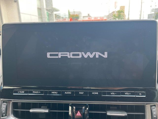 TOYOTA CROWN SEDAN HYBRID 2021 Image 31