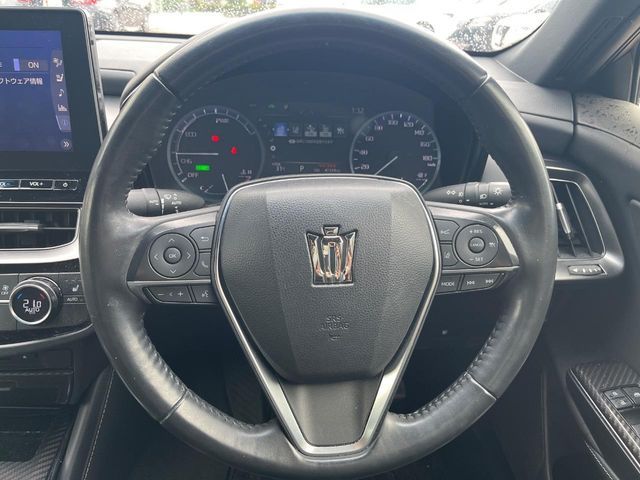 TOYOTA CROWN SEDAN HYBRID 2021 Image 31